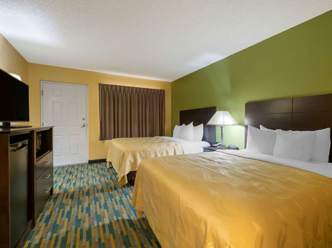 北多拉山凯艺套房酒店主图