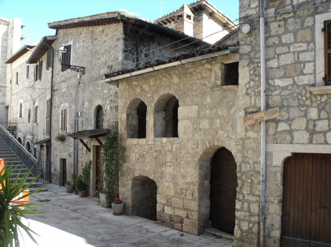 Castel Trosino-阿斯科利皮切诺必去景点