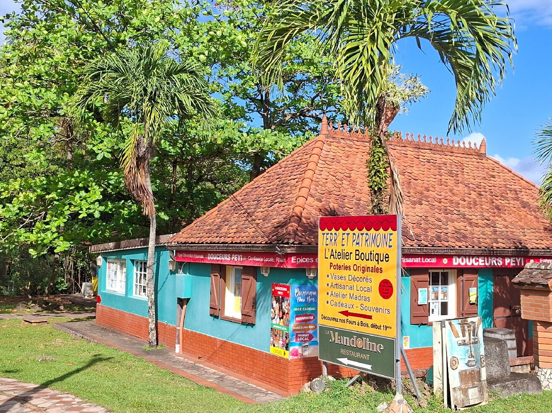 Village De la Poterie-Trois-Ilets必去景点