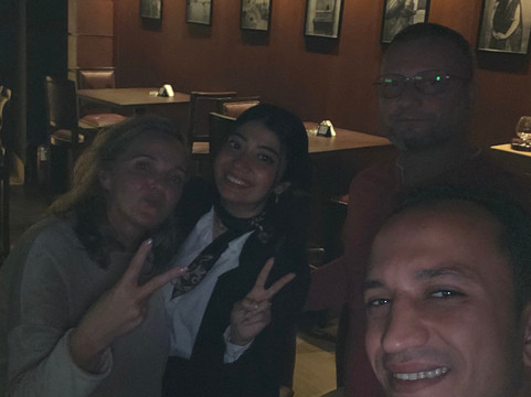 阿扎尔金字塔酒店主图