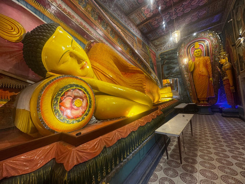 Luggagestorelk-尼甘布必去景点