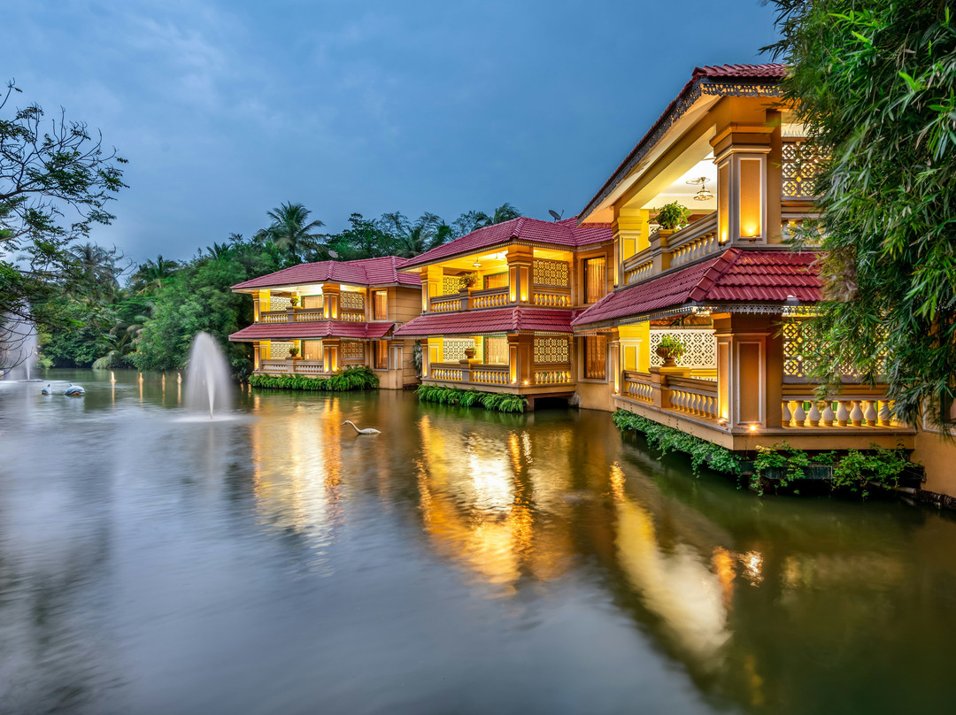 梅菲尔礁湖酒店主图