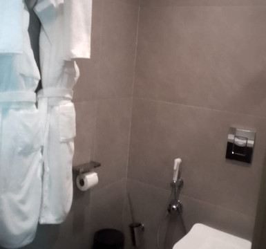 Mildom Residence Hotel