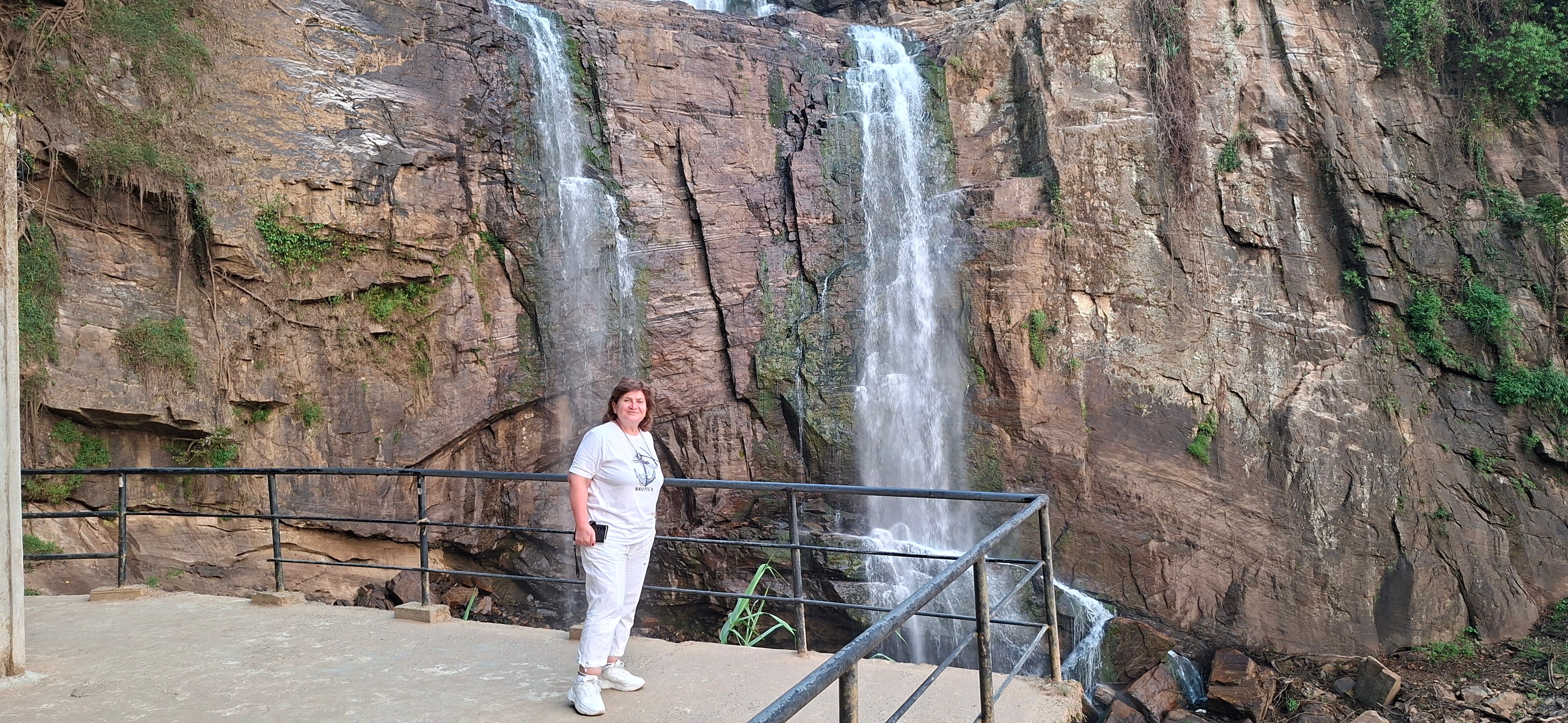 拉马伯达瀑布酒店-官方