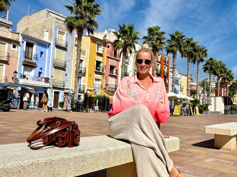 Jirakis Handcrafted Leather-Analipsi必去景点