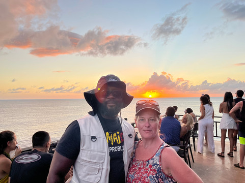 Island Turf Tours-内格里尔必去景点