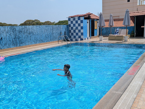 排远景酒店主图