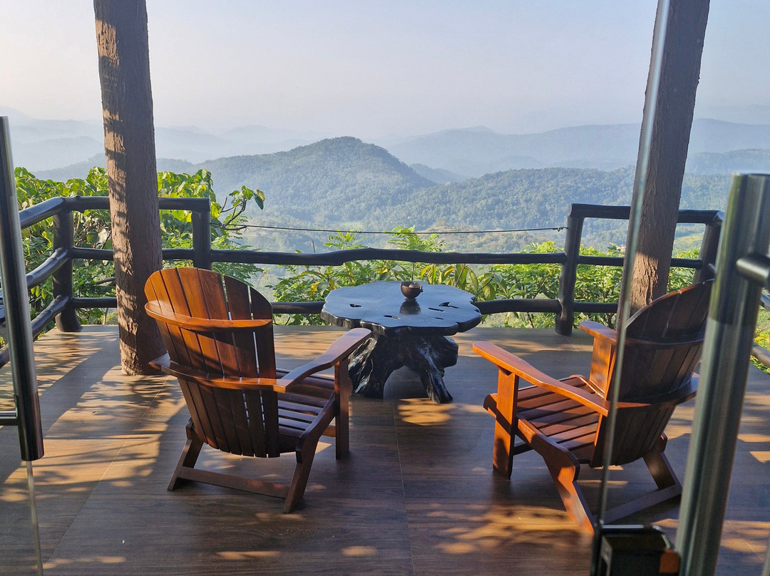 梦崖山中度假村主图