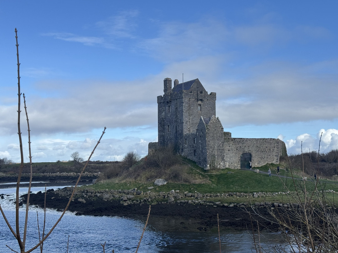 Corporate Cars Galway Chauffeurs-戈尔韦必去景点