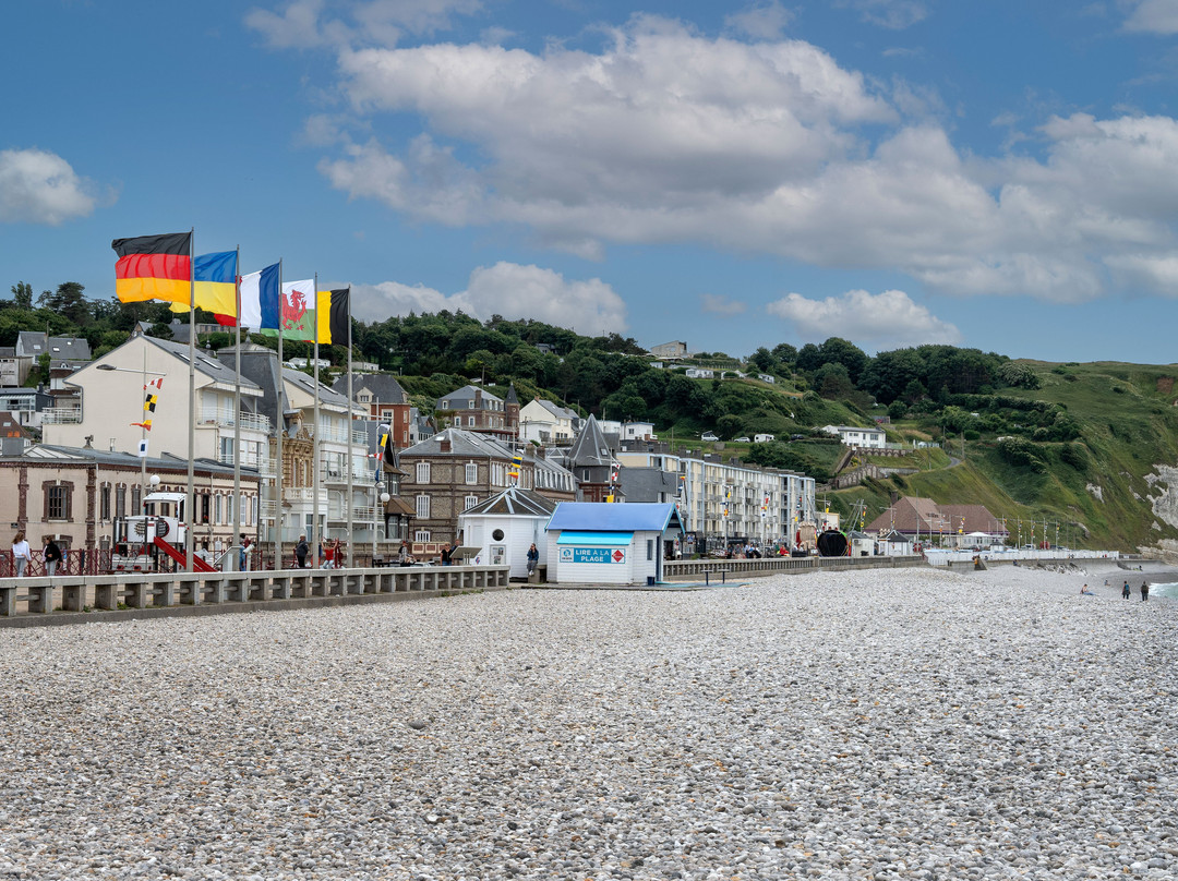Promenade De La Plage De Fécamp-费康必去景点