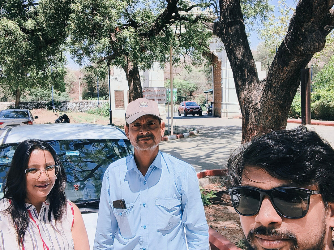 KRISHNA Tours & Taxi-乌代布尔必去景点