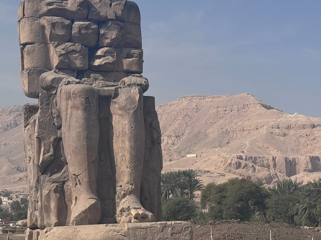 Colossi of Memnon-卢克索必去景点