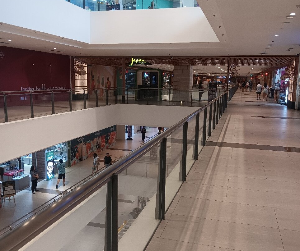 Ayala Malls Manila Bay-帕拉纳克市必去景点