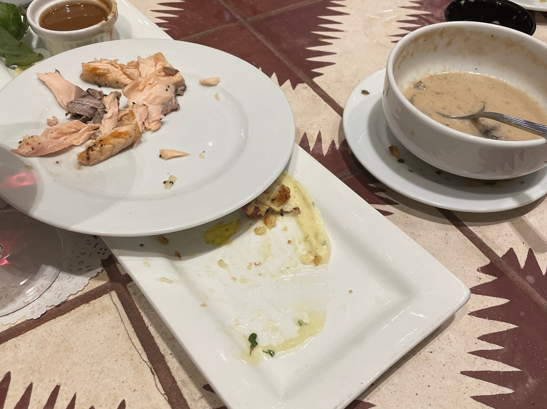 奥弗顿酒店加会议中心主图