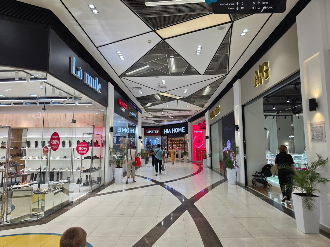Asia Mall-比斯凯克必去景点