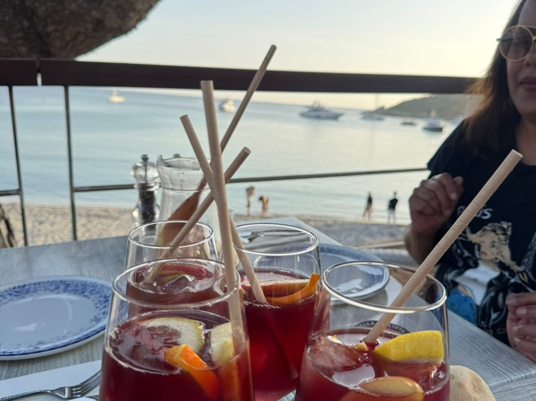 水蓝全球酒店主图