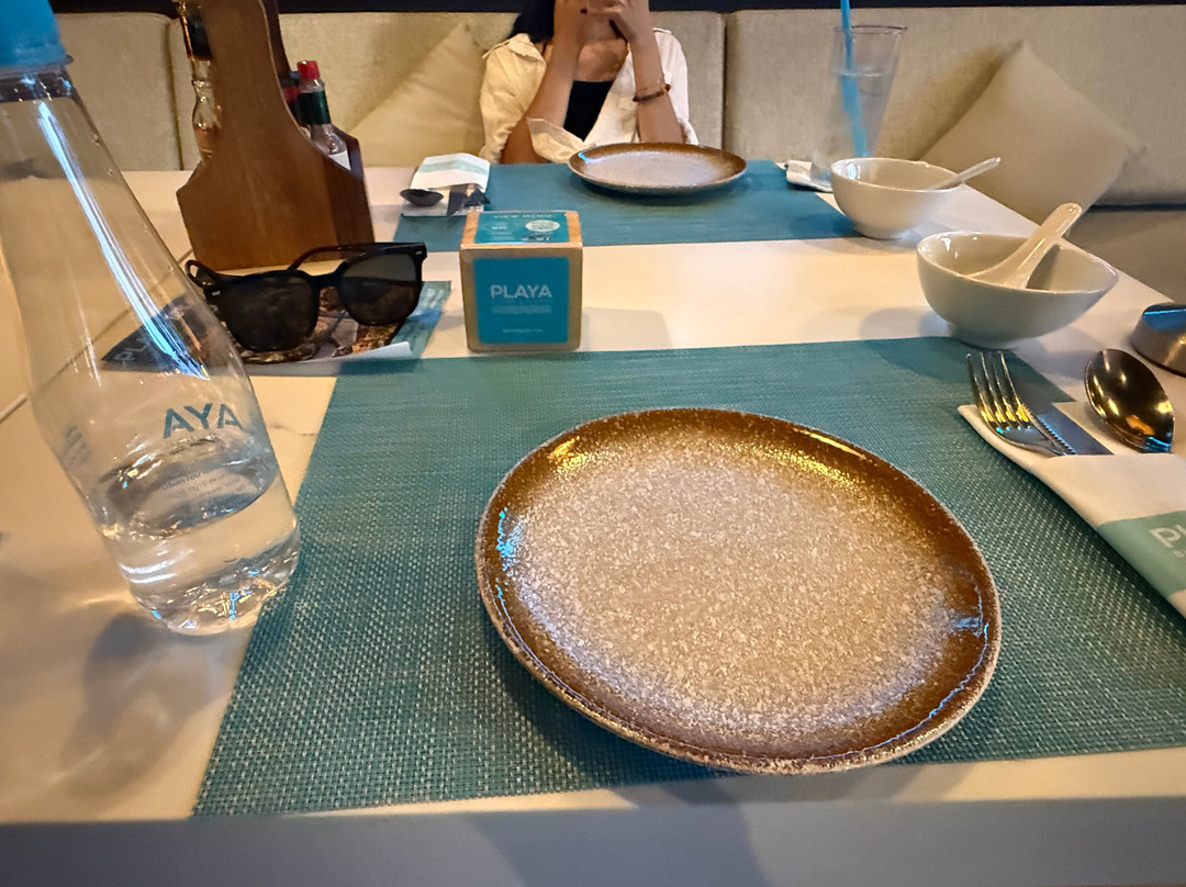 Playa Bistro & Lounge