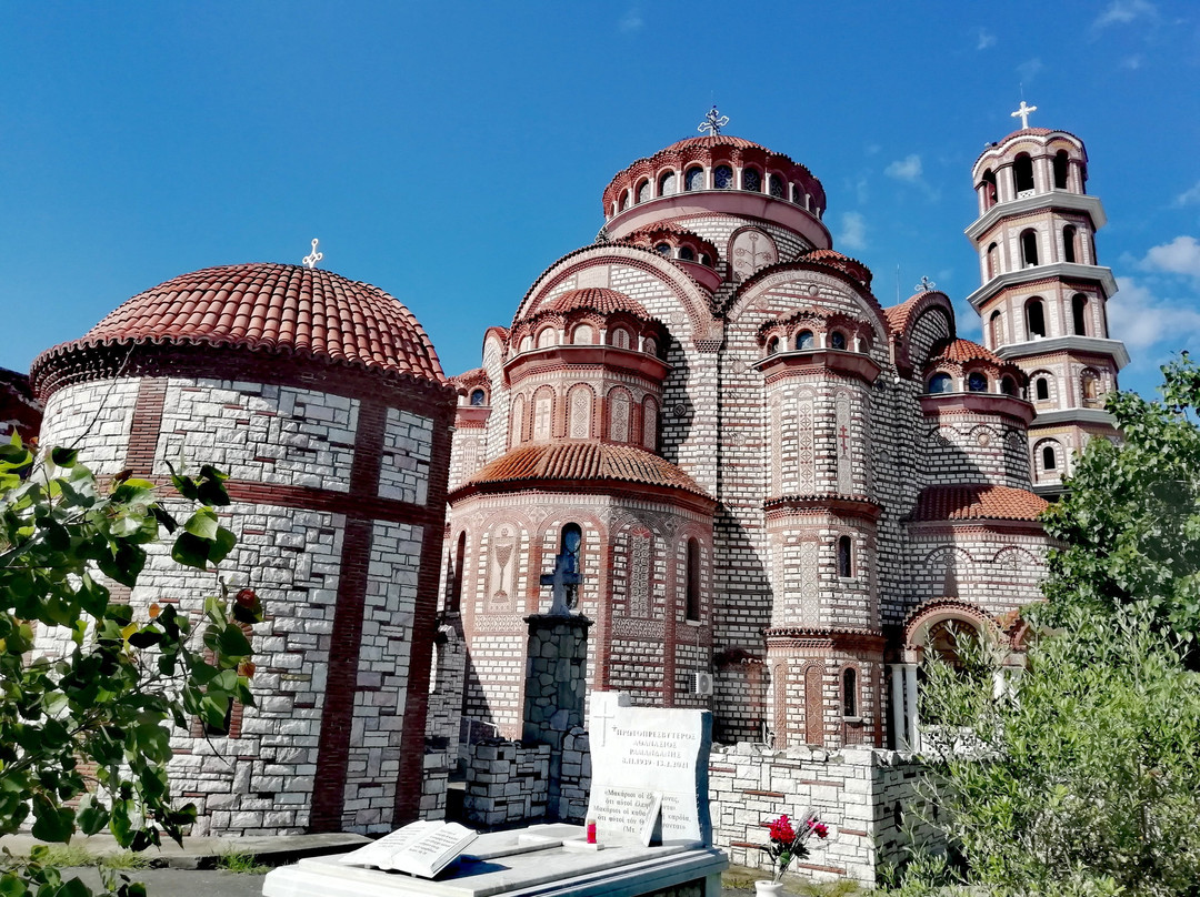 Ekklisia Panagia Korifini-Nea Moudania必去景点