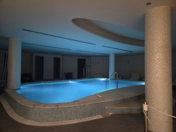 乐土华丽 SPA 酒店-旅行者