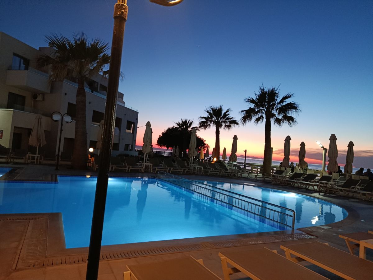 Harmony Rethymno Beach-泳池