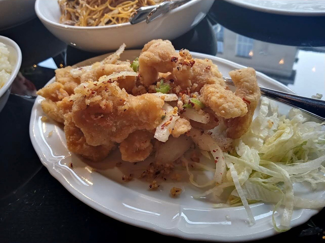 Ru Yi Pho Restaurant