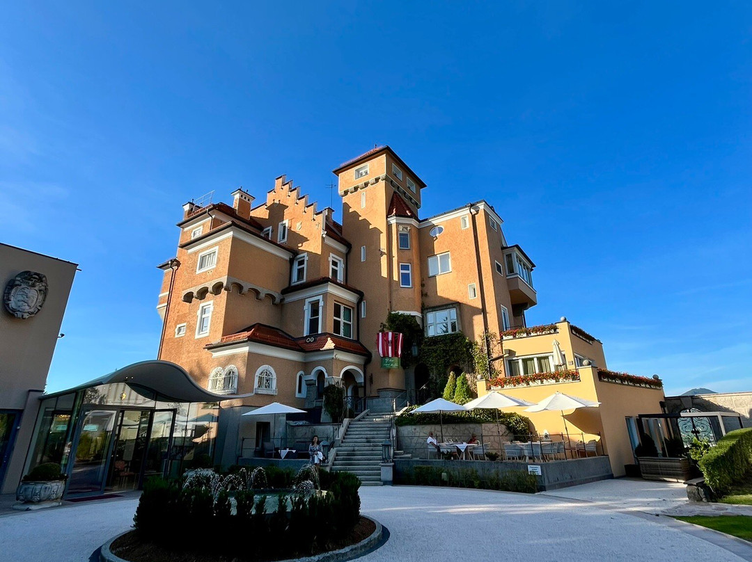 蒙切斯泰恩城堡酒店主图