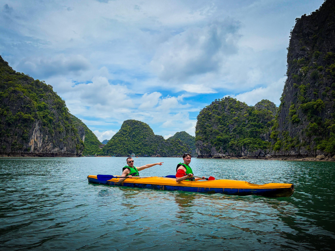 Cat Ba Green Trail Travel-Cat Ba Town必去景点