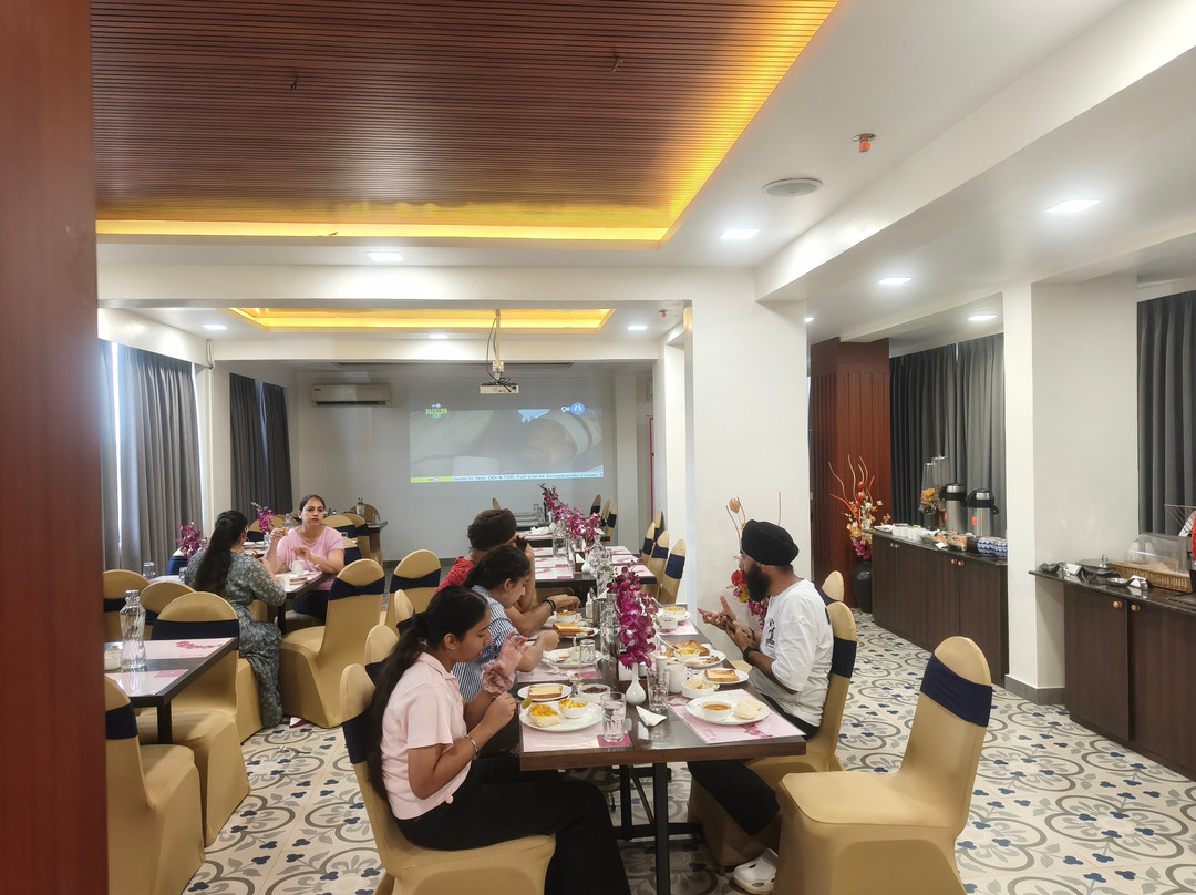 帕拉西奥德果阿酒店主图