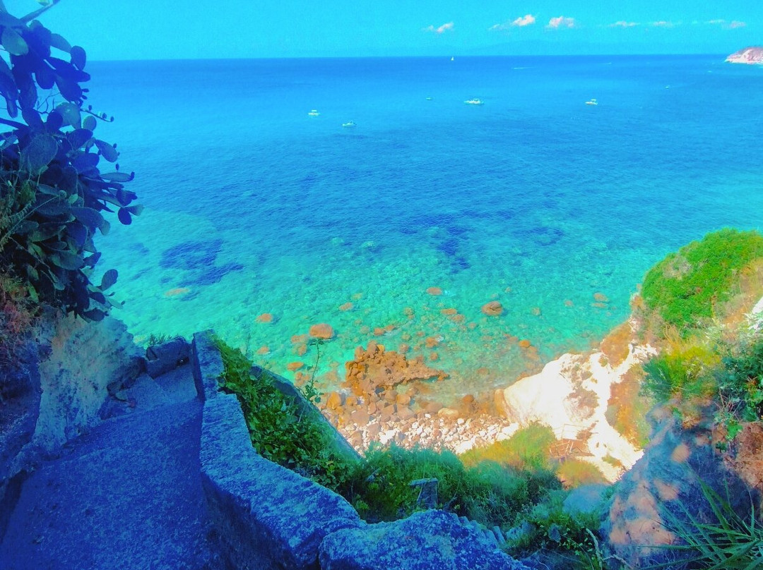 Spiaggia l’Occhiale-特罗佩阿必去景点