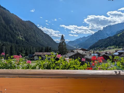 高山全景酒店-旅行者