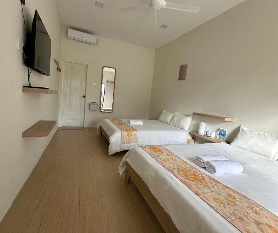 Cerya Kampung Inn
