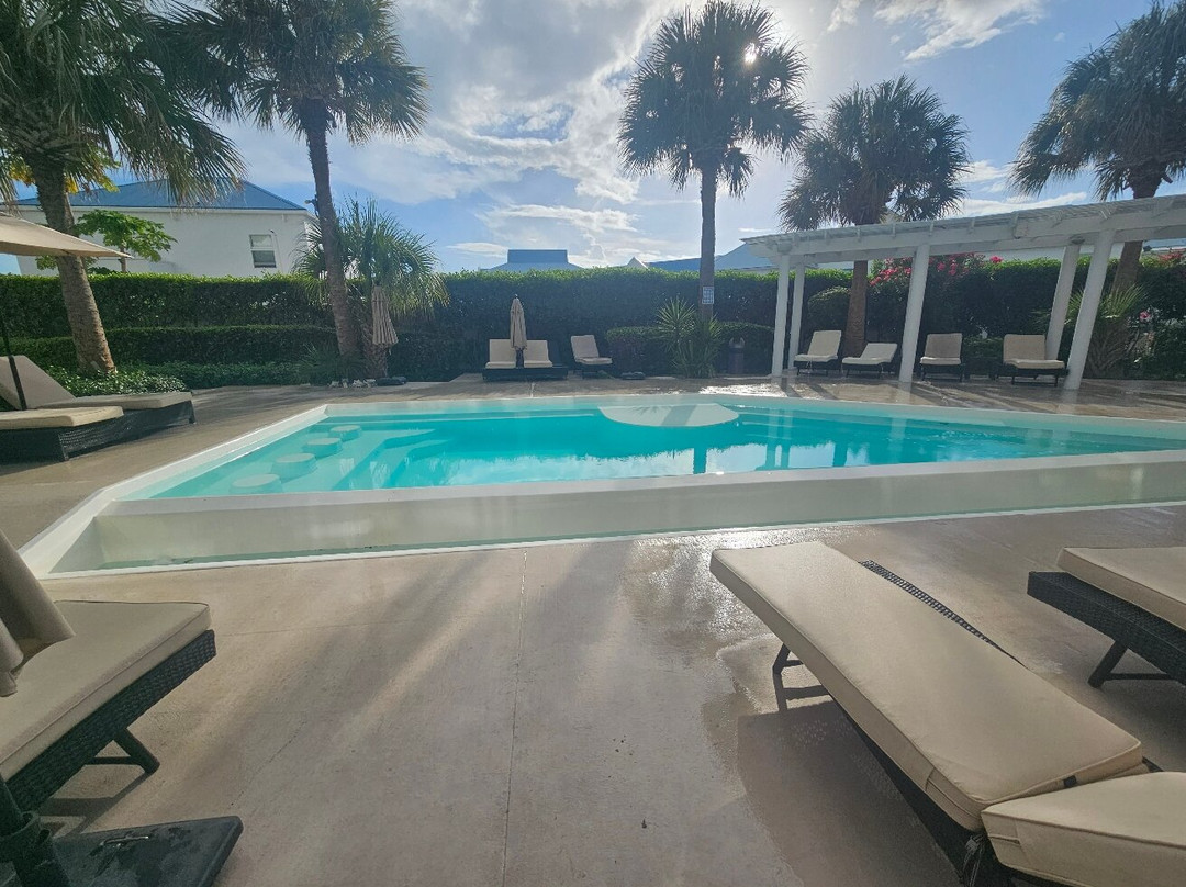 Grace Bay Suites主图