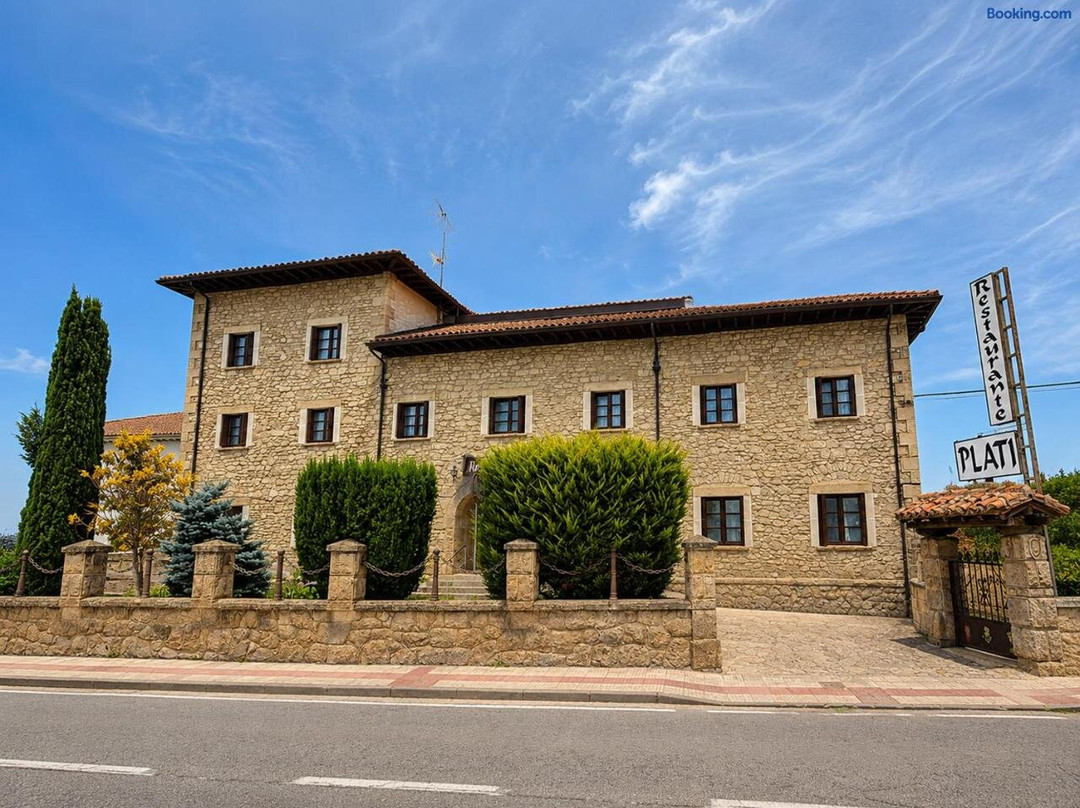 Hotel Plati
