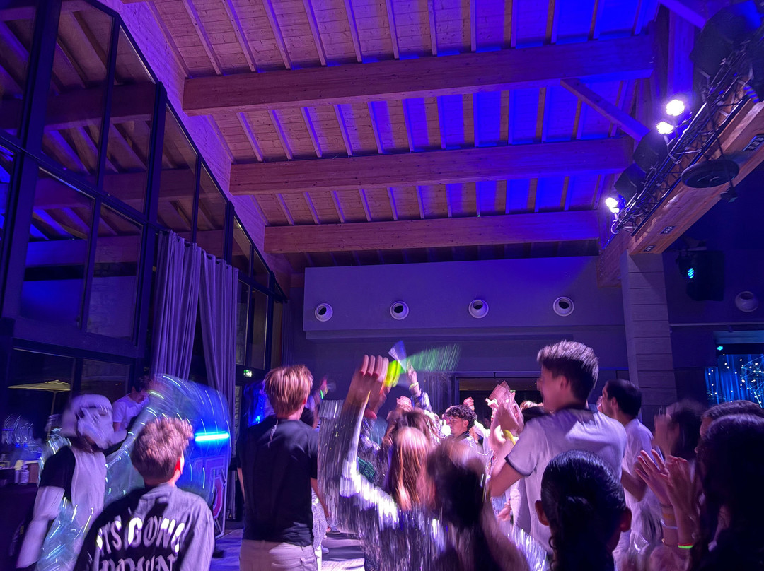 Club Med 瓦尔莫雷尔度假村主图