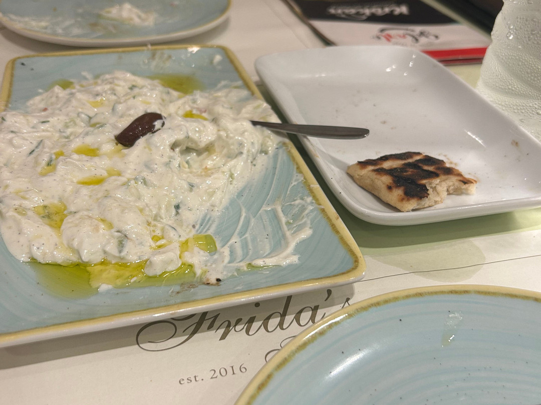 达米亚酒店主图