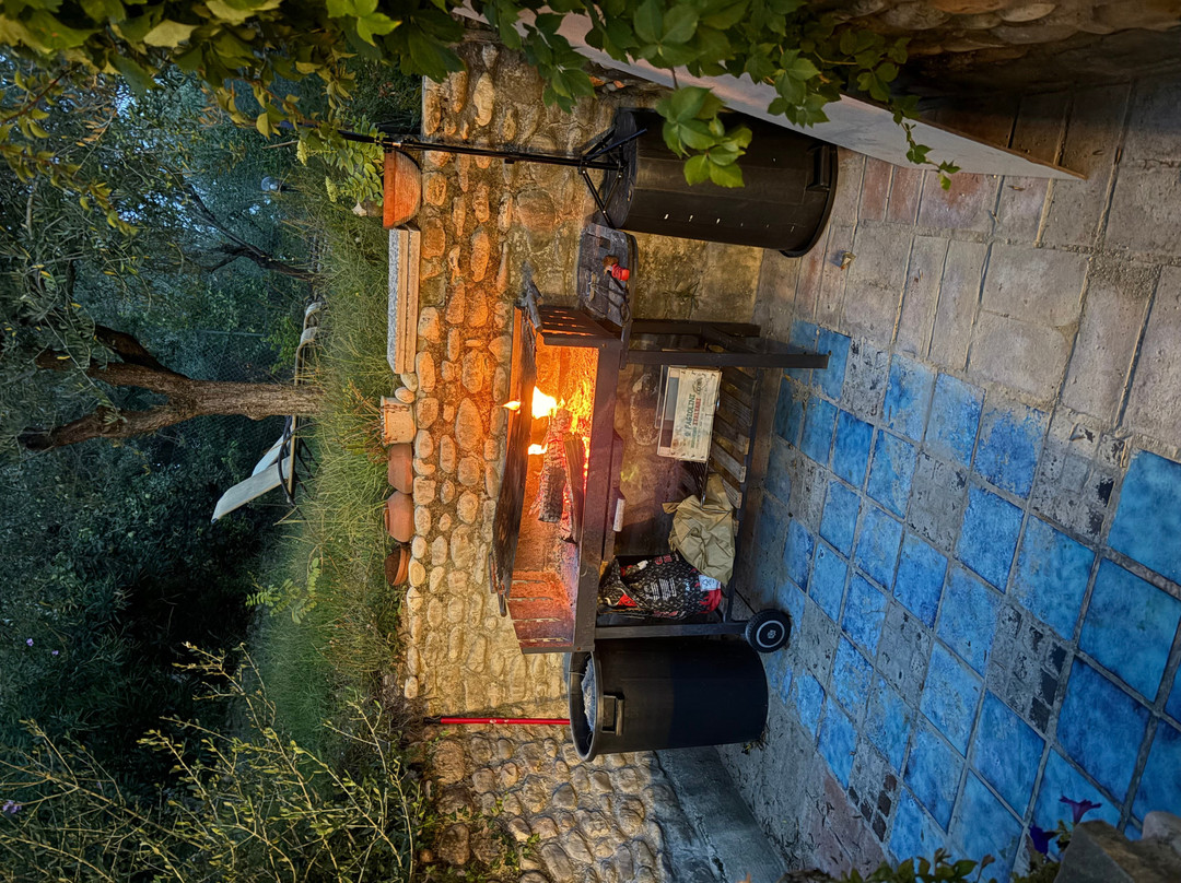 民宿莱迪莫雷迪梅扎科斯塔 - 家庭餐厅和烹饪课程主图