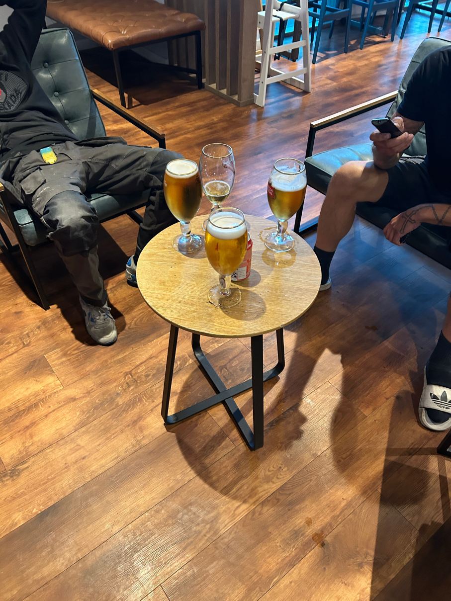 赫默尔亨普斯特德盖特威旅客之家酒店-旅行者