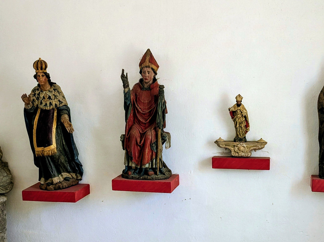 L'eglise Notre-Dame de Lancharre-Chapaize必去景点