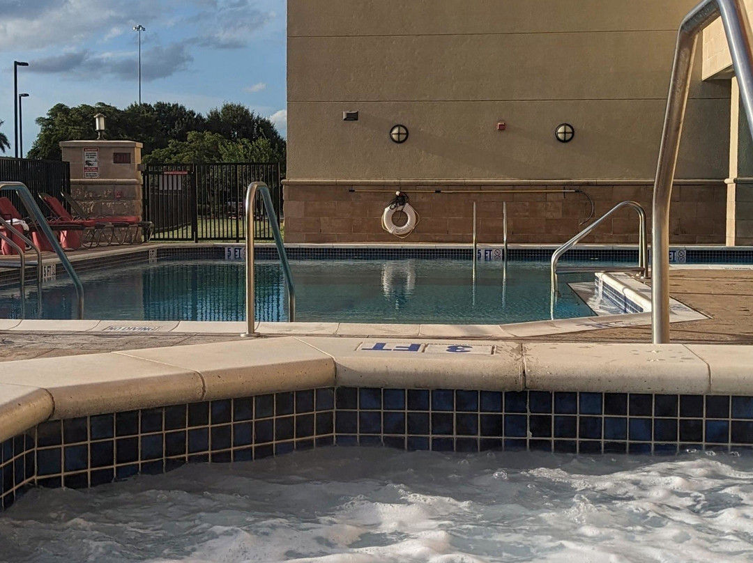 Drury Inn & Suites Fort Myers Airport FGCU主图
