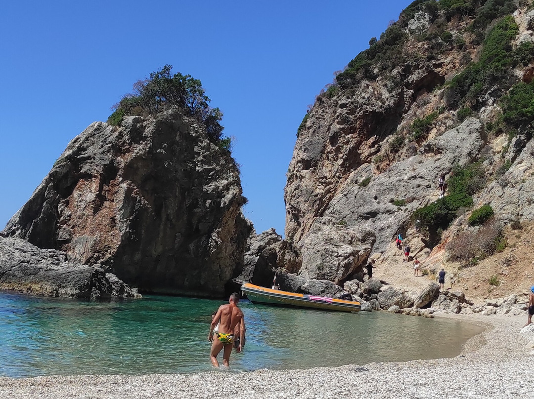 Gyali Beach-Giannades必去景点
