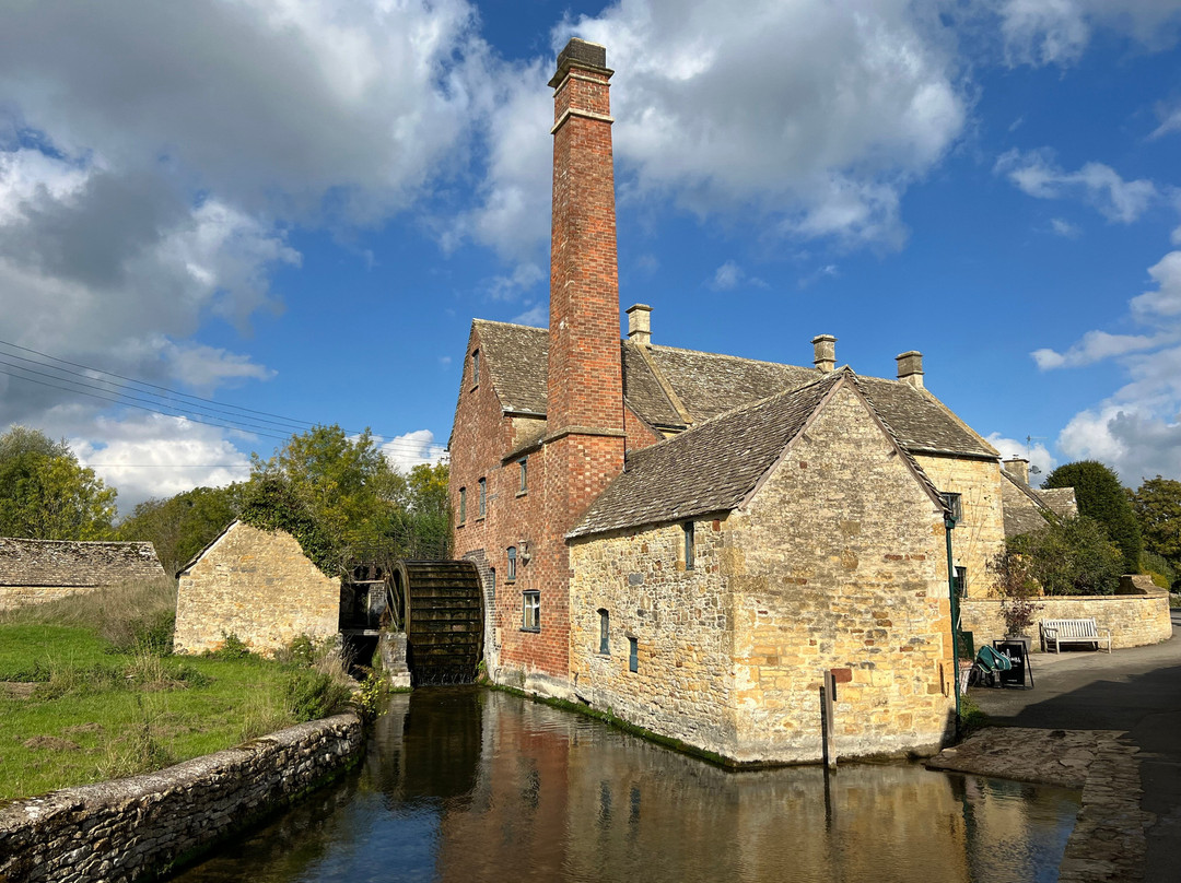 Bourton To Lower Slaughter Walk