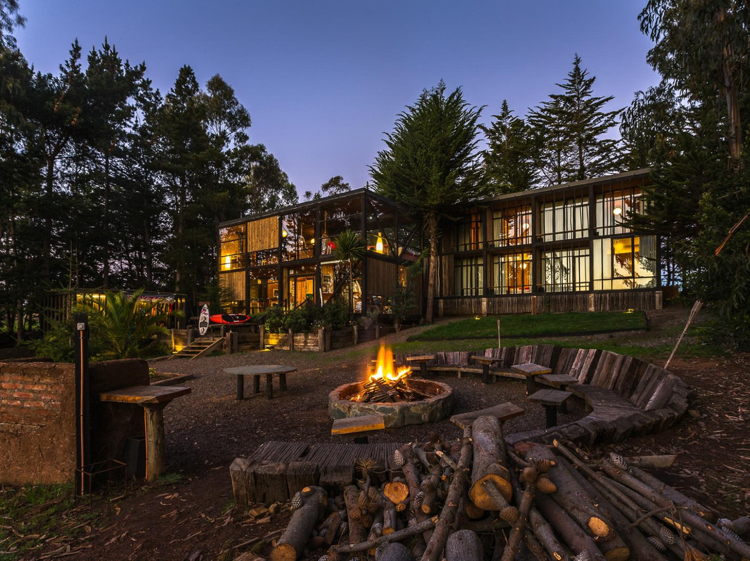 Surf lodge Punta de Lobos