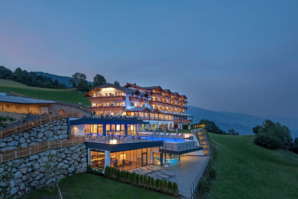 Panorama Hotel Huberhof主图