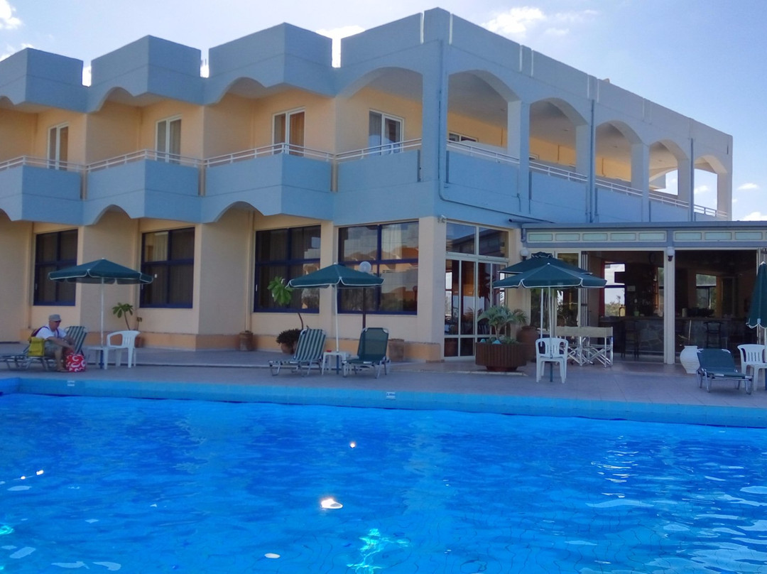 Adelianos Kampos酒店住宿-Kathrin Beach Hotel
