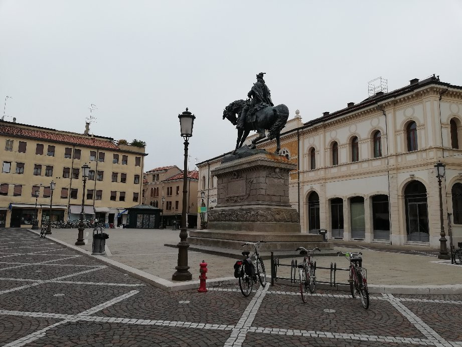 Monumento a Garibaldi景点图片