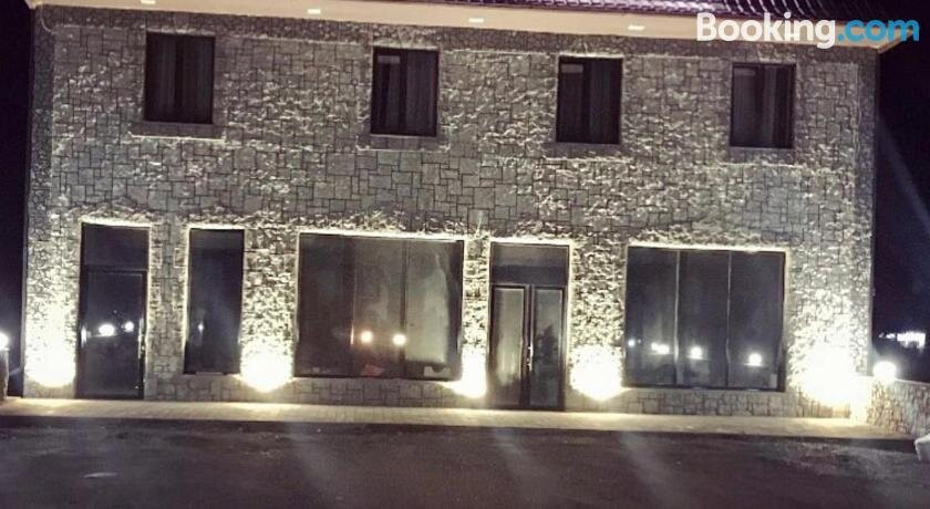 Levarm Hotel
