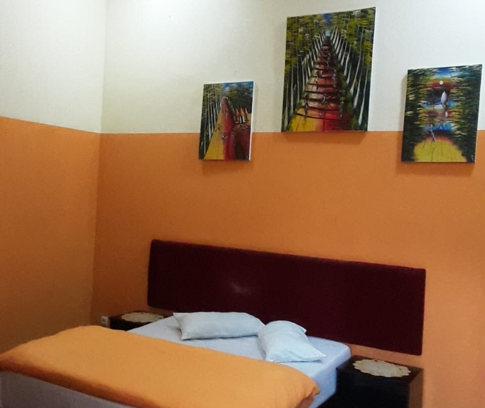 Pensao Da Baixa Guest House