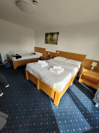 海滩汽车旅馆主图