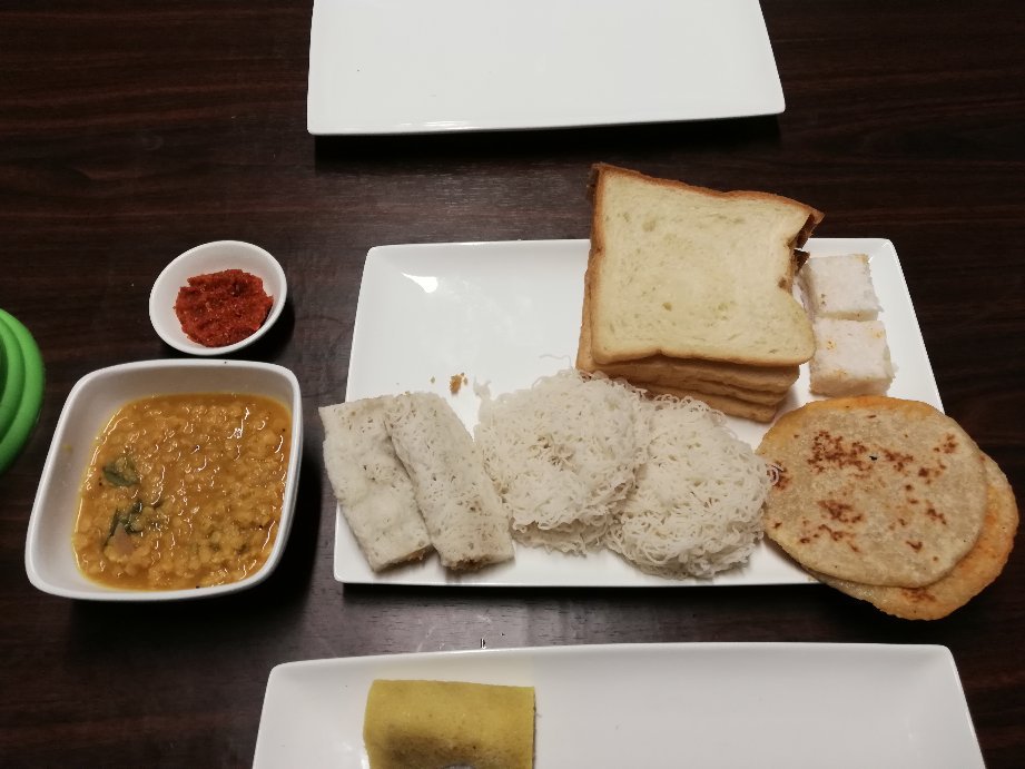 Oscar Villa and Tour-官方