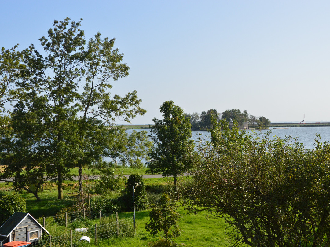 B&B Water & Land